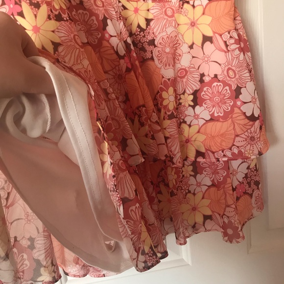 Pink and Orange Altar’d State romper size L - Picture 4 of 4